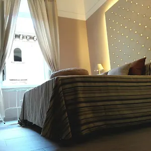 https://aleardo-aleardi.it-romehotels.com