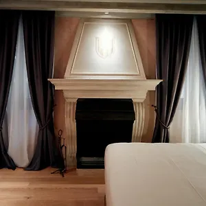 https://ca-dei-proverbi-suites.hotelslidodijesolo.com